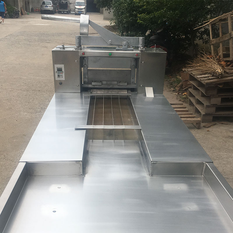 直線(xiàn)往復(fù)式切藥機(jī)